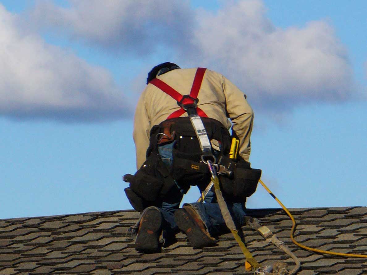 Why Isn't My Roofer Working? - Legacy Roofing Northwest